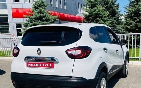 Renault Kaptur I рестайлинг, 2018 год, 980 000 рублей, 4 фотография