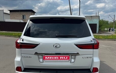 Lexus LX III, 2017 год, 12 250 000 рублей, 6 фотография