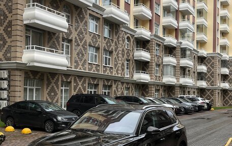 Volkswagen Touareg III, 2020 год, 4 700 000 рублей, 2 фотография