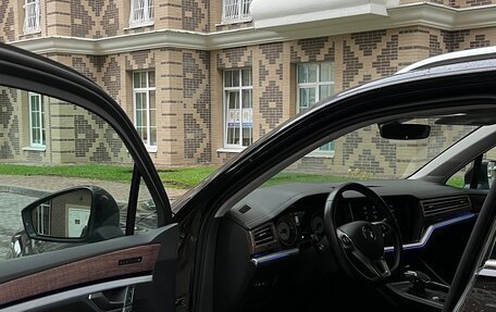 Volkswagen Touareg III, 2020 год, 4 700 000 рублей, 20 фотография