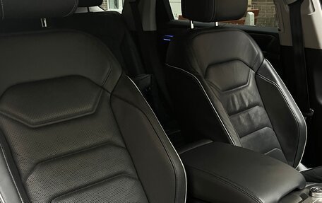 Volkswagen Touareg III, 2020 год, 4 700 000 рублей, 29 фотография