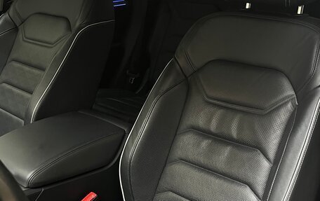 Volkswagen Touareg III, 2020 год, 4 700 000 рублей, 28 фотография