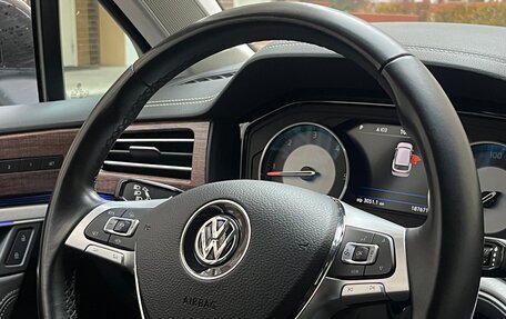 Volkswagen Touareg III, 2020 год, 4 700 000 рублей, 27 фотография