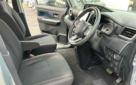 Toyota Roomy I, 2021 год, 950 000 рублей, 11 фотография
