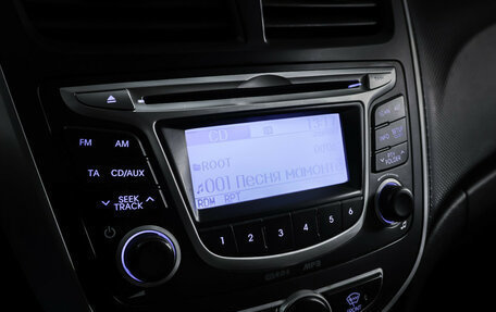 Hyundai Solaris II рестайлинг, 2013 год, 897 000 рублей, 20 фотография