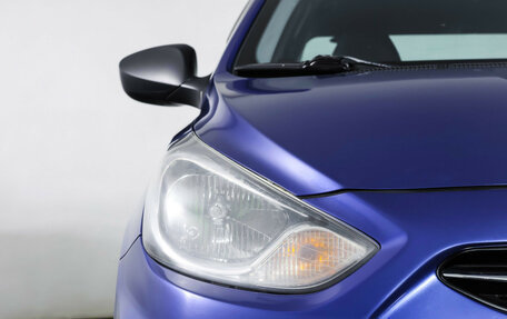 Hyundai Solaris II рестайлинг, 2013 год, 897 000 рублей, 23 фотография