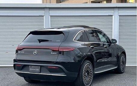 Mercedes-Benz EQC, 2022 год, 4 000 000 рублей, 2 фотография
