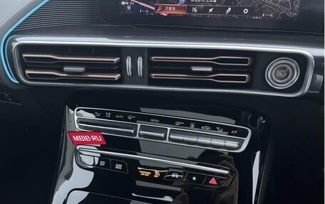 Mercedes-Benz EQC, 2022 год, 4 000 000 рублей, 14 фотография