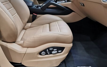 Porsche Cayenne III, 2020 год, 6 465 000 рублей, 9 фотография