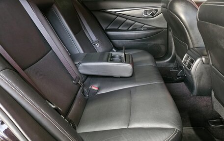 Infiniti Q50 I рестайлинг, 2015 год, 1 670 000 рублей, 13 фотография