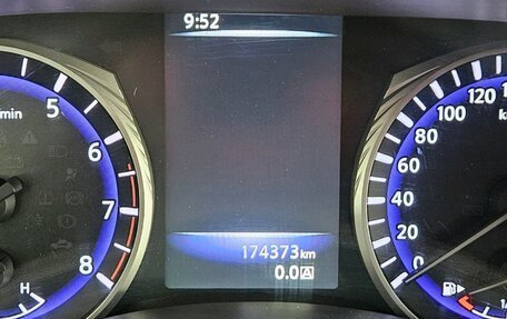 Infiniti Q50 I рестайлинг, 2015 год, 1 670 000 рублей, 10 фотография