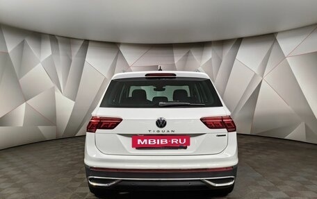 Volkswagen Tiguan II, 2021 год, 3 450 000 рублей, 8 фотография