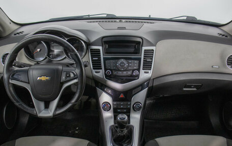 Chevrolet Cruze II, 2012 год, 580 000 рублей, 13 фотография