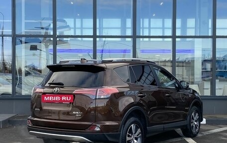 Toyota RAV4, 2018 год, 2 749 000 рублей, 5 фотография