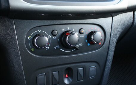 Renault Sandero II рестайлинг, 2021 год, 1 389 000 рублей, 11 фотография