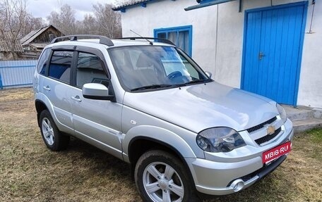Chevrolet Niva I рестайлинг, 2018 год, 1 000 000 рублей, 1 фотография