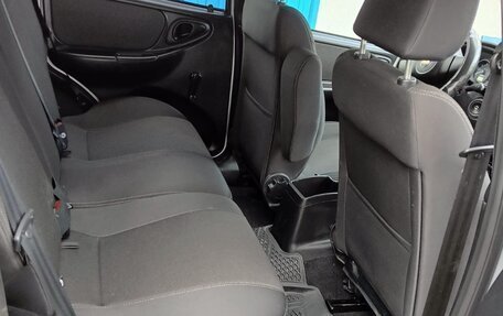 Chevrolet Niva I рестайлинг, 2018 год, 1 000 000 рублей, 7 фотография