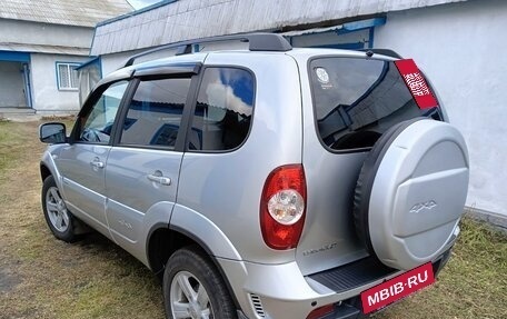 Chevrolet Niva I рестайлинг, 2018 год, 1 000 000 рублей, 4 фотография
