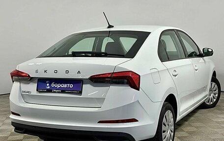 Skoda Rapid II, 2021 год, 1 799 000 рублей, 6 фотография