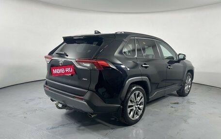 Toyota RAV4, 2022 год, 3 570 000 рублей, 5 фотография