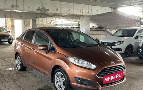 Ford Fiesta, 2015 год, 650 000 рублей, 2 фотография