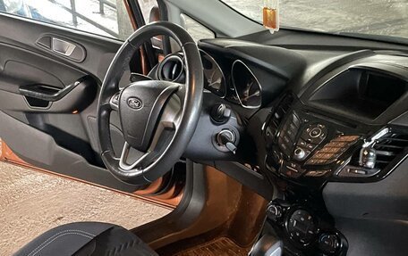 Ford Fiesta, 2015 год, 650 000 рублей, 14 фотография