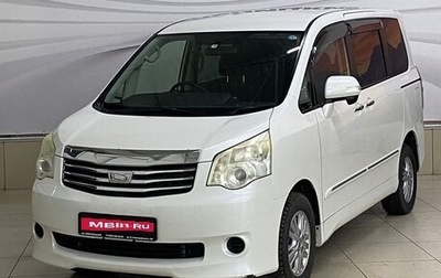 Toyota Noah III, 2011 год, 1 699 000 рублей, 1 фотография