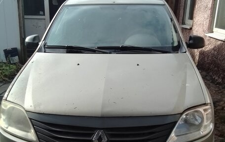 Renault Logan I, 2010 год, 300 000 рублей, 1 фотография