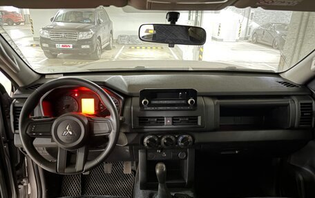 Mitsubishi L200, 2024 год, 3 690 000 рублей, 4 фотография