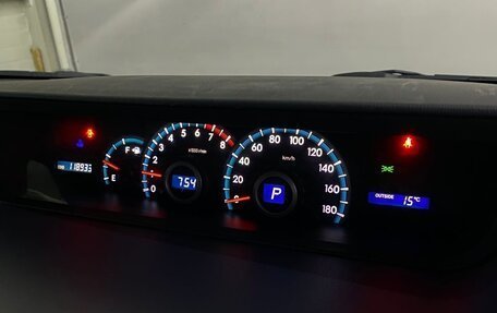 Toyota Noah III, 2011 год, 1 699 000 рублей, 12 фотография