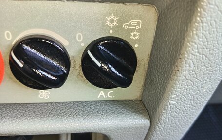 Renault Kangoo II рестайлинг, 2008 год, 365 000 рублей, 13 фотография