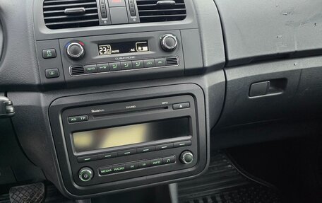 Skoda Fabia II, 2012 год, 890 000 рублей, 5 фотография