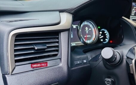 Lexus RX IV рестайлинг, 2021 год, 4 550 000 рублей, 19 фотография