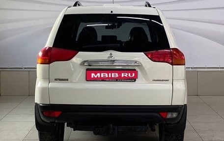 Mitsubishi Pajero Sport II рестайлинг, 2013 год, 1 899 000 рублей, 5 фотография