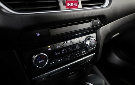Mazda 6, 2017 год, 1 999 000 рублей, 18 фотография