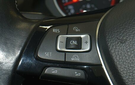 Volkswagen Tiguan II, 2017 год, 1 699 000 рублей, 10 фотография