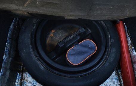 Hyundai Tiburon, 2002 год, 575 000 рублей, 11 фотография