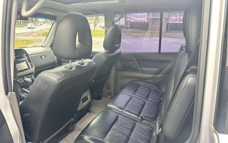 Mitsubishi Pajero III рестайлинг, 2002 год, 775 000 рублей, 8 фотография