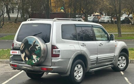 Mitsubishi Pajero III рестайлинг, 2002 год, 775 000 рублей, 2 фотография