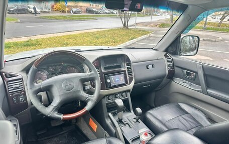 Mitsubishi Pajero III рестайлинг, 2002 год, 775 000 рублей, 18 фотография
