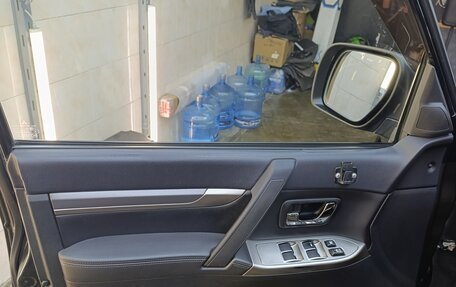 Mitsubishi Pajero IV, 2012 год, 2 600 000 рублей, 9 фотография