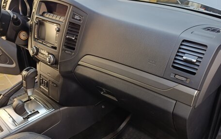 Mitsubishi Pajero IV, 2012 год, 2 600 000 рублей, 20 фотография