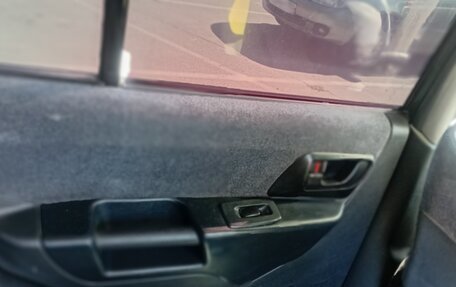 Mitsubishi Pajero iO, 2001 год, 550 000 рублей, 8 фотография