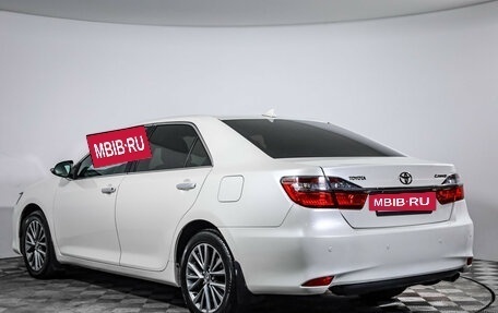 Toyota Camry, 2017 год, 2 099 000 рублей, 7 фотография