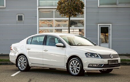 Volkswagen Passat B7, 2012 год, 1 695 000 рублей, 3 фотография