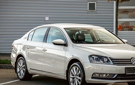 Volkswagen Passat B7, 2012 год, 1 695 000 рублей, 7 фотография