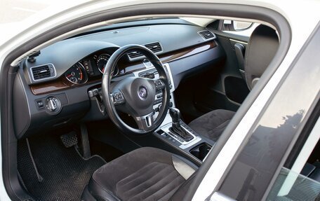 Volkswagen Passat B7, 2012 год, 1 695 000 рублей, 13 фотография