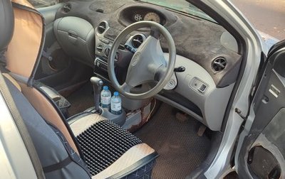 Toyota Vitz, 2001 год, 170 000 рублей, 1 фотография