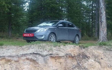 KIA Rio III рестайлинг, 2013 год, 650 000 рублей, 2 фотография