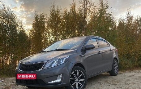 KIA Rio III рестайлинг, 2013 год, 650 000 рублей, 8 фотография